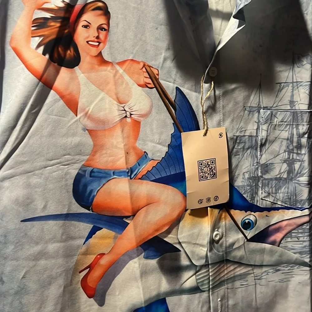 Shirt - Picture 4 of 6